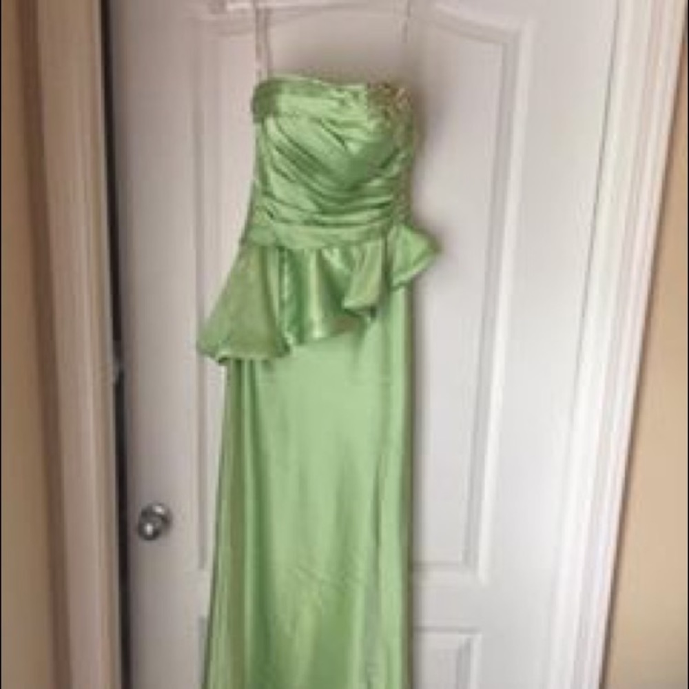 Ball gown strapless